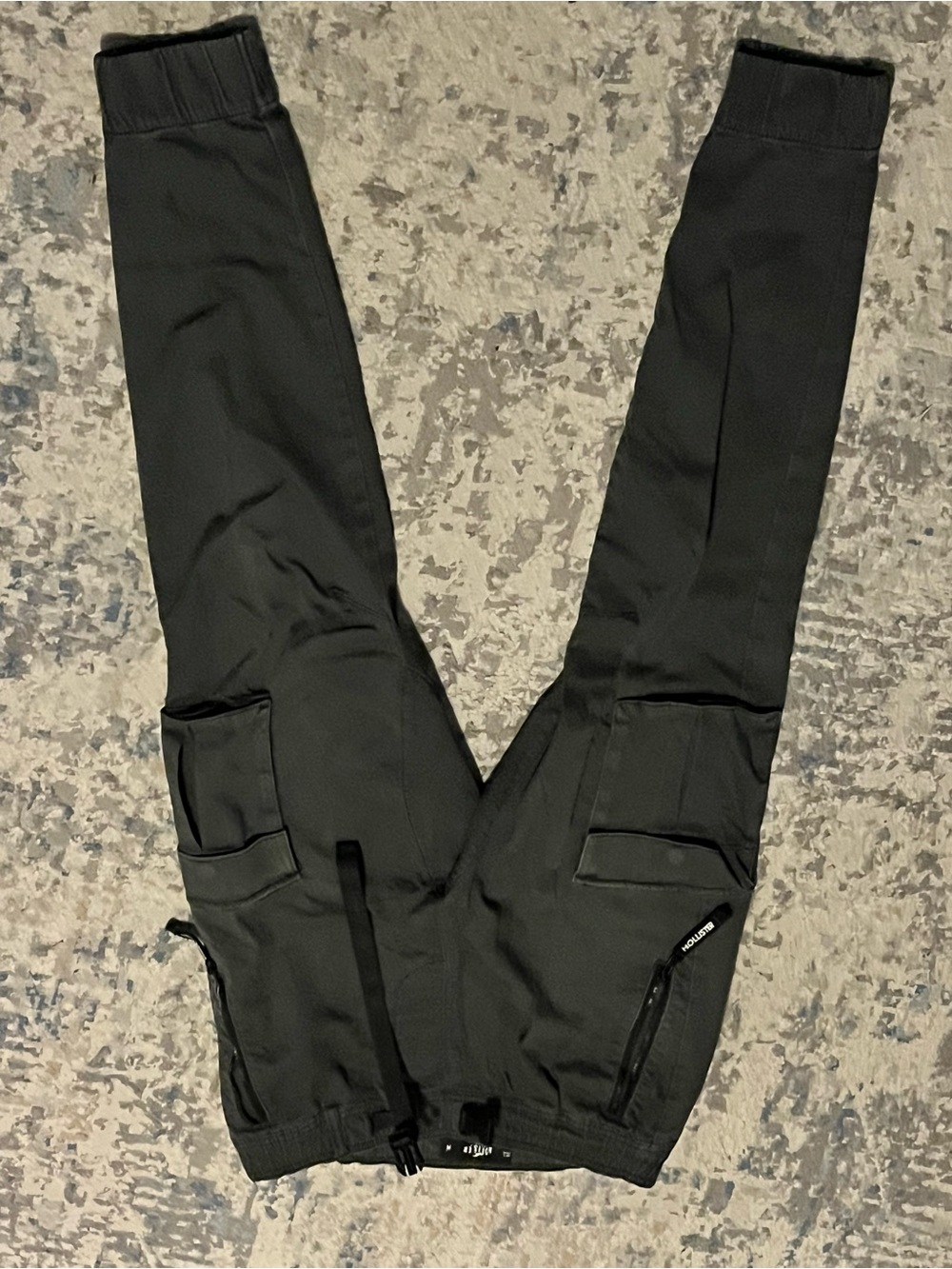 Men's Black Hollister Cargo Jogger Pants